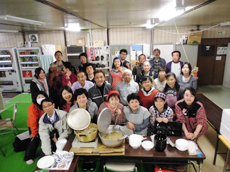 ボランティア参加者で記念写真