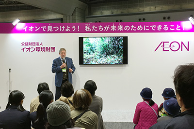 C.W.ニコル氏による講演